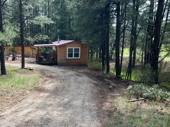 47 Bishop Way, Jemez Springs, NM 87025