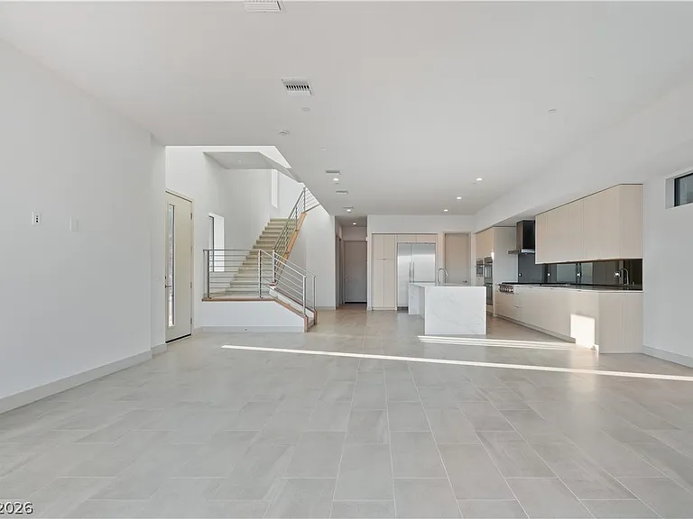 66 Lakefront Dr — Photo 19