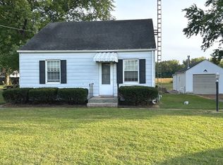 65 W Southmor Rd, Morris, IL 60450