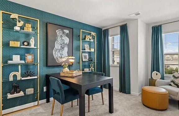 4th image of 2584 Henson Ct #2