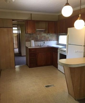 3rd image of 4108 Volusia Dr