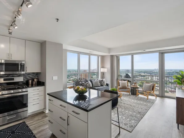 929 Portland Ave APT 2106, Minneapolis, MN 55404