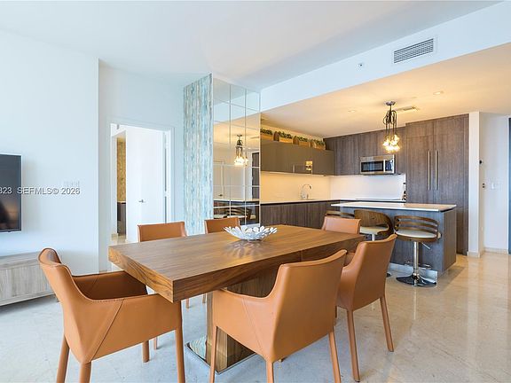 3rd image of 88 SW 7th St APT 3405
