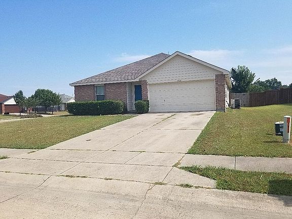 2nd image of 1824 Brookwood Dr