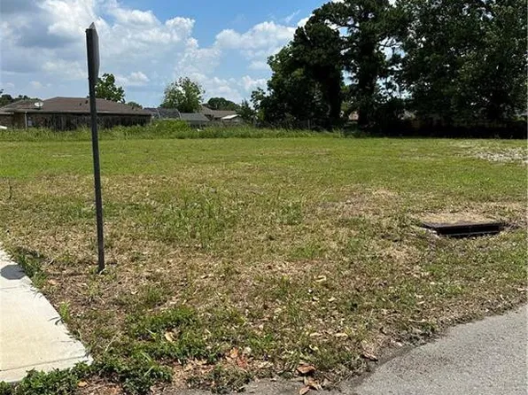 Halsey Ave, New Orleans, LA 70114