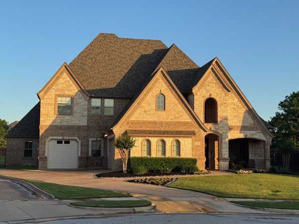 2112 Camden Cir, Southlake, TX 76092