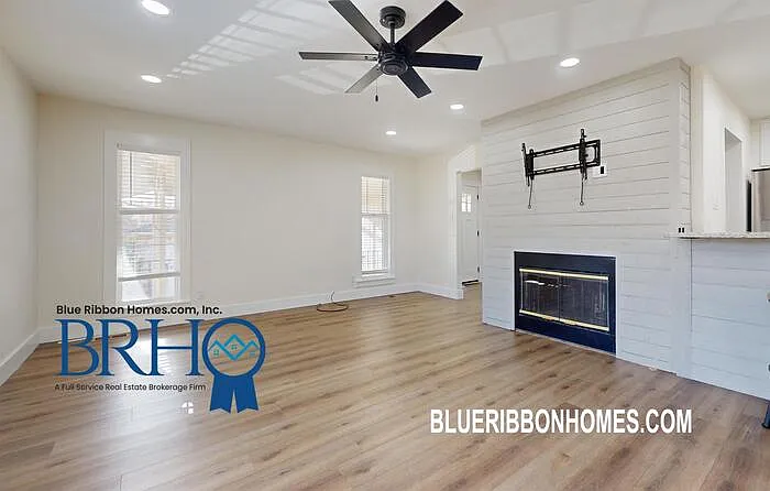 501 Idlewood Ln — Photo 16