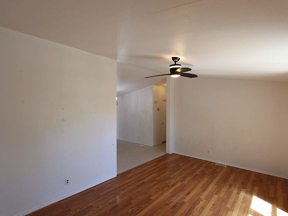 5th image of 1743 W Mikey Dr
