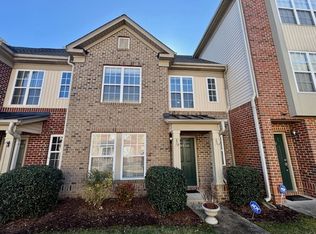 9906 Clyborn Ct, Raleigh, NC 27617