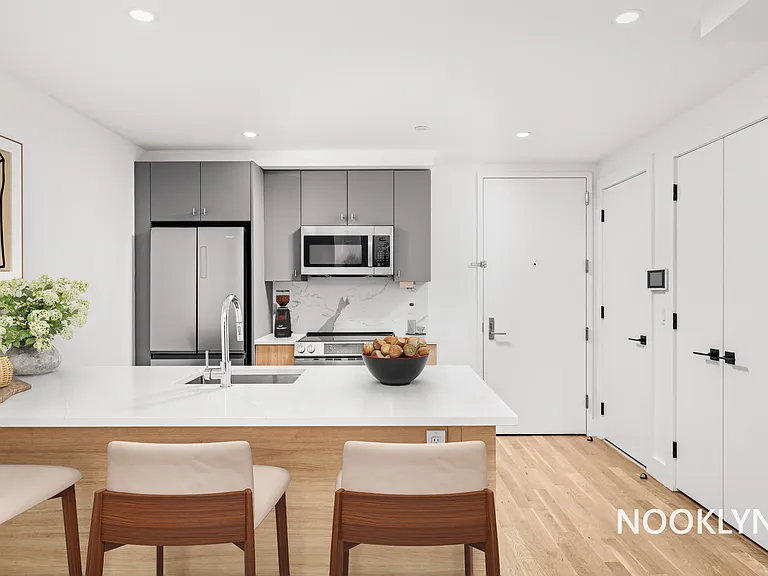 1233 Eastern Pkwy #5A — Photo 2