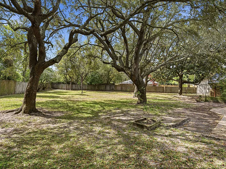 3066 Rosa Del Villa Dr — Photo 44