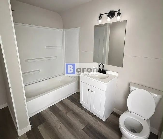 1014 Obrien St — Photo 2