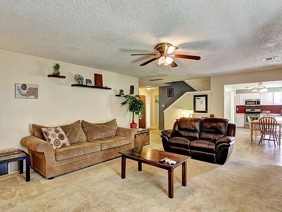 2nd image of 11617 Parkfield Dr