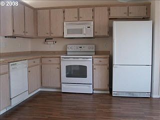 2nd image of 2163 42nd St