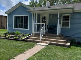 211 N Derby Ave, Giltner, NE 68841