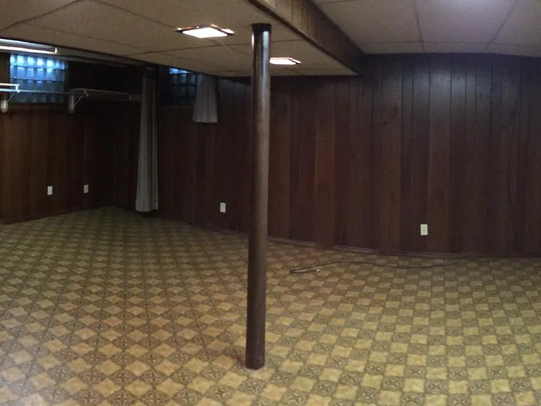 Large dry basement for storage