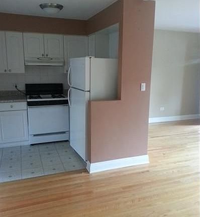 5th image of 2800 N 73rd Ct APT 1E