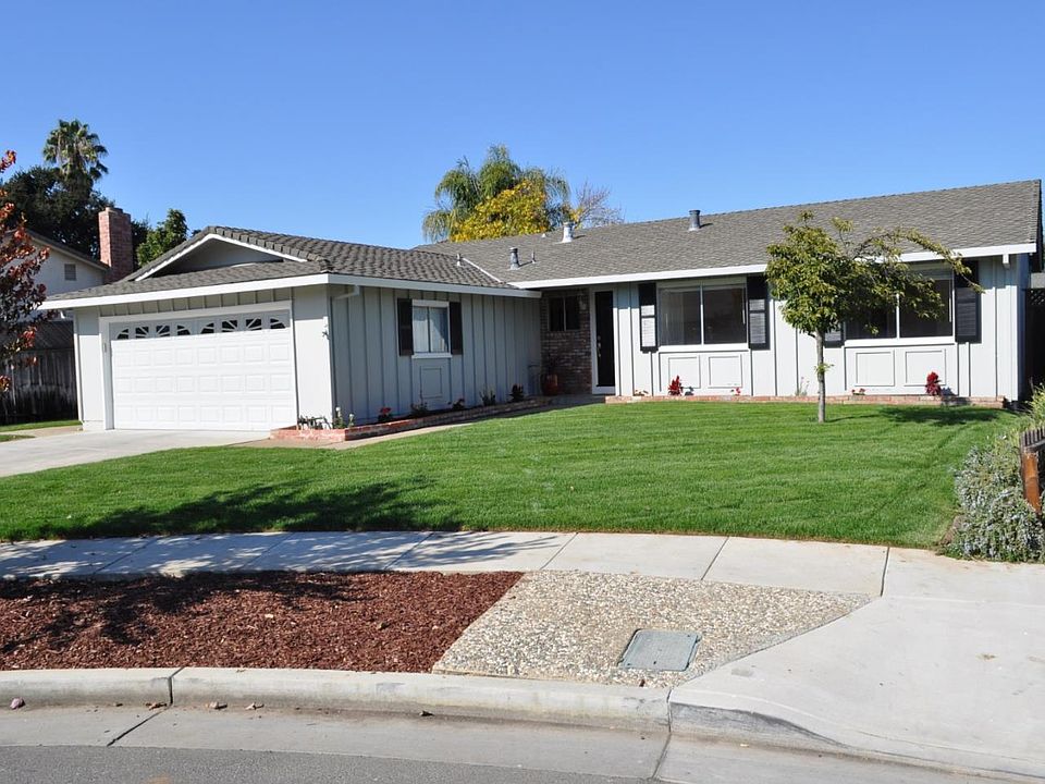 1st image of 1075 Ayer Dr
