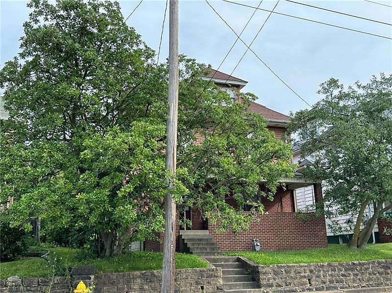 227 Connellsville St, Uniontown, PA 15401 Zillow