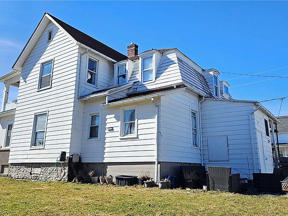 3rd image of 49 State St