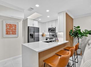 8951 SW 19th St E APT C, Boca Raton, FL 33433