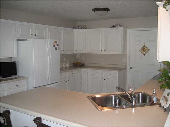 4th image of 510 Kristi Dr