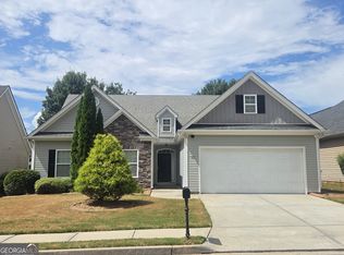 62 Village Park Dr, Newnan, GA 30265