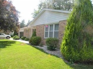 9458 Burning Tree Dr, Saginaw, MI 48609