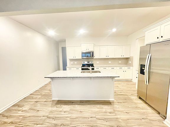 2nd image of 1348 Stork Dr