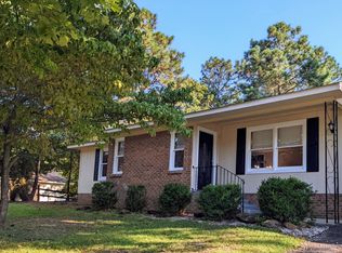 3033 Cricket Rd, Fayetteville, NC 28306