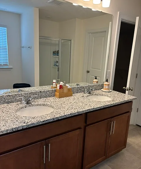 406 Auburndale Ct — Photo 11