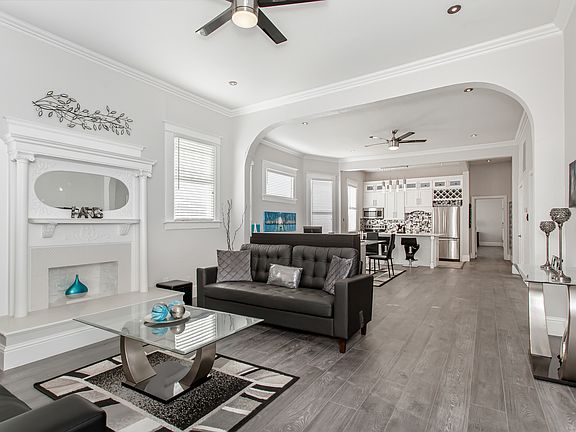 4th image of 4719 Junius St APT 1