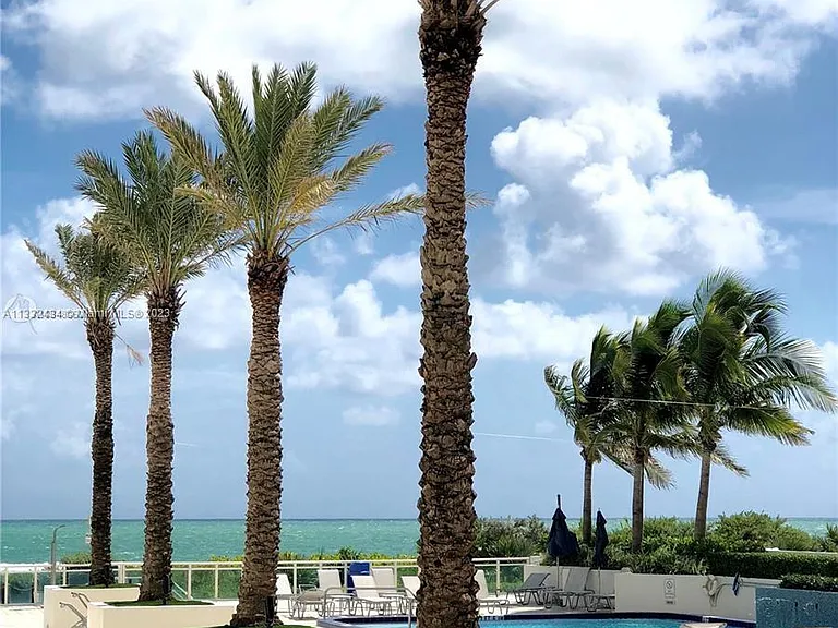 6917 Collins Ave #1204 — Photo 4