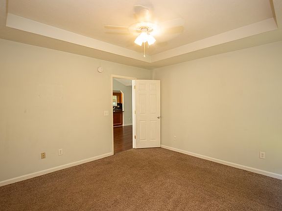 2nd image of 610 Parkhill Dr
