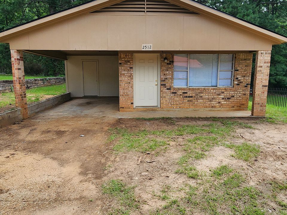 1st image of 2512 Park Dr