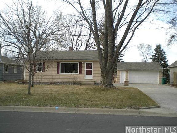 2nd image of 1805 Lois Dr