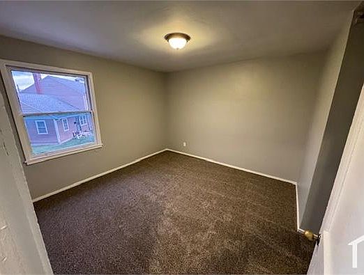 4th image of 940 S Central Dr #940