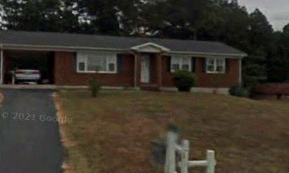 1st image of 411 Willis Dr
