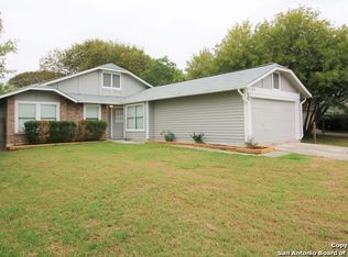 7711 Rainfall Ridge Dr, San Antonio, TX 78239