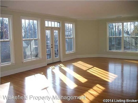 2nd image of 1915 Wrocklage Ave Unit 305