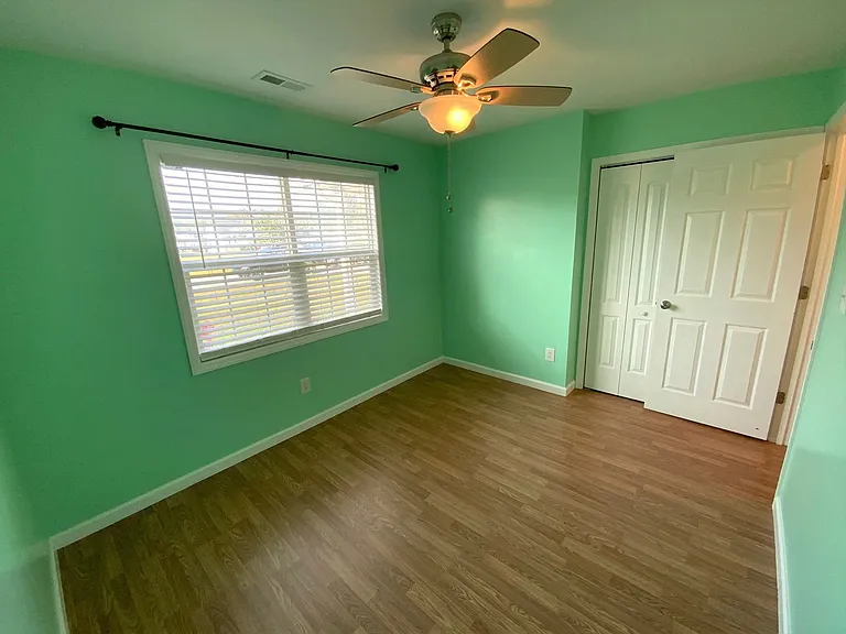 205 Zachary Ln — Photo 11