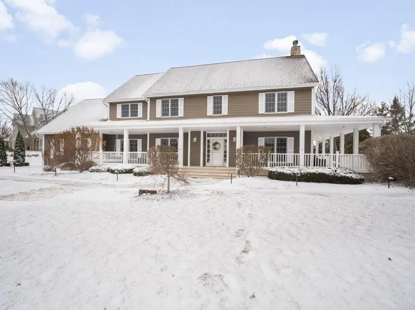 8605 South River Terrace DRIVE, Franklin, WI 53132