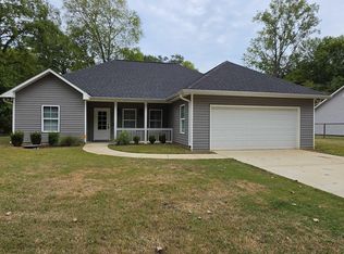 1865 Deborah Dr, Calera, AL 35040