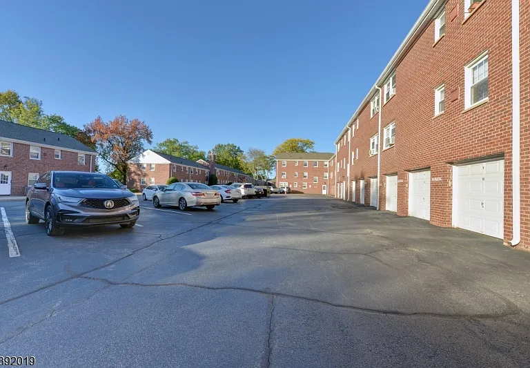 255 Bogert Rd #2A — Photo 18