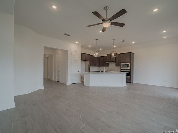 4th image of 3042 McKinnie Park