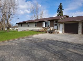 615 3rd St NE, Perham, MN 56573