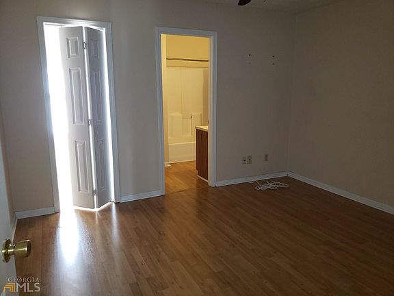 5th image of 1212 Beaver Creek Dr #A