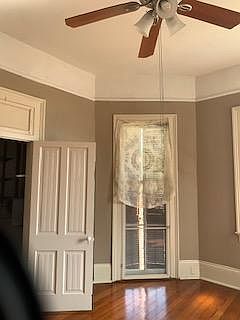 Floor to ceiling Window