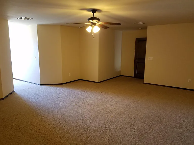 5800 Shiloh Blvd — Photo 46