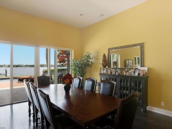 5th image of 311 River Dr